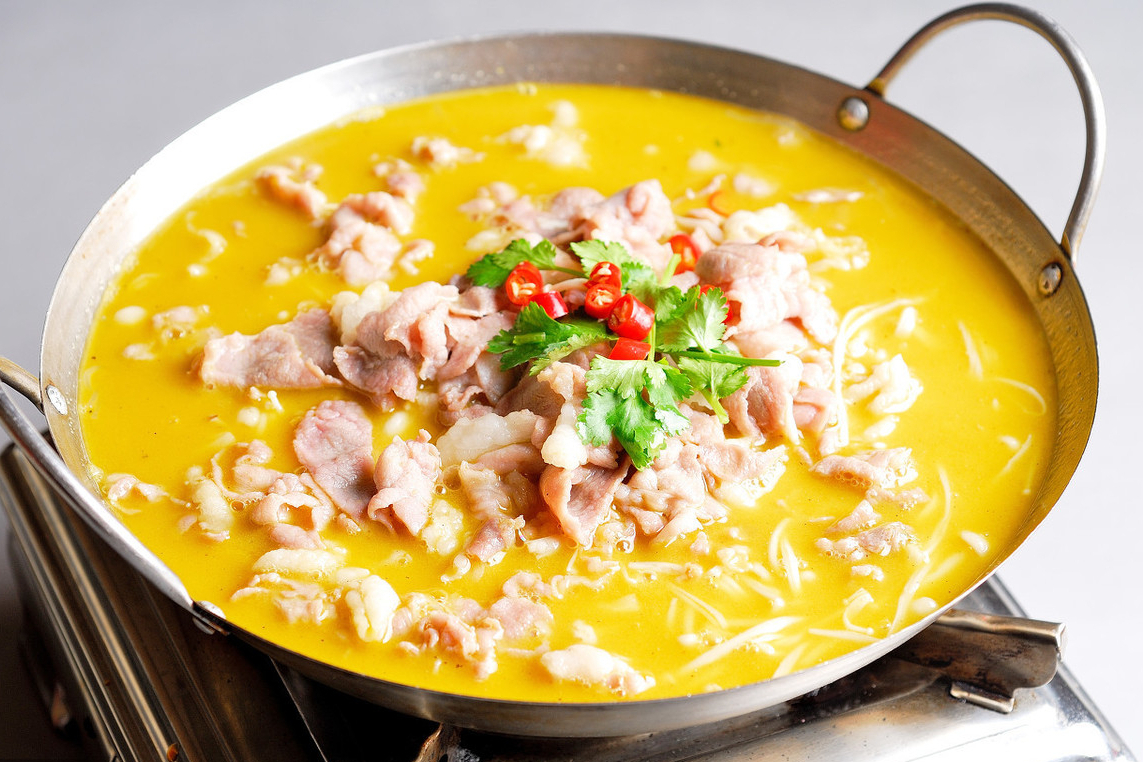 酸辣鲜甜的酸汤肥牛,超开胃又下饭的经典川菜,汤都能喝光的美食