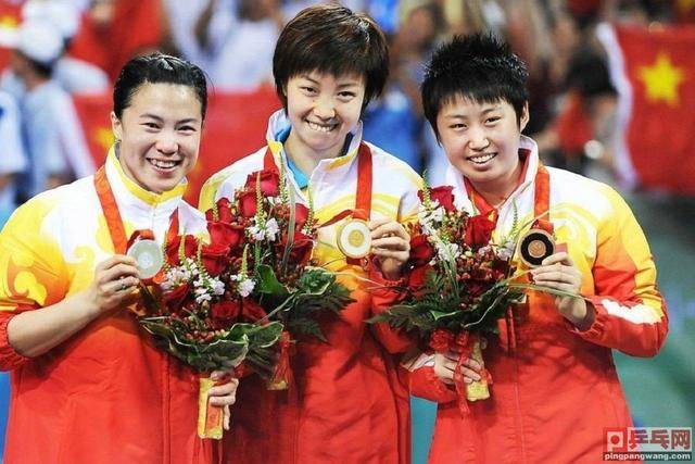 北京奥运会难忘一幕,张怡宁代表运动员宣誓,率队夺女团金牌