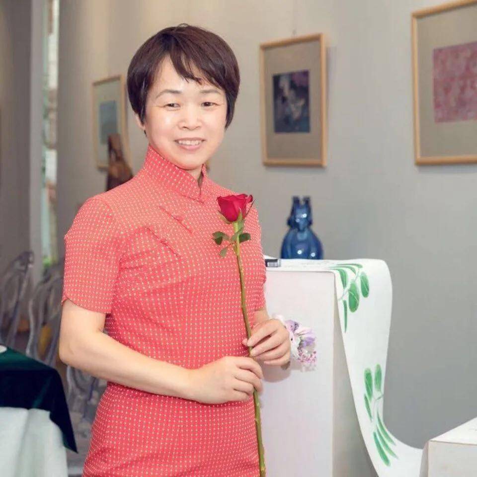 恭喜我协会张轶红杜荣花韩娜曹燕郭培茹获得最美系列荣誉
