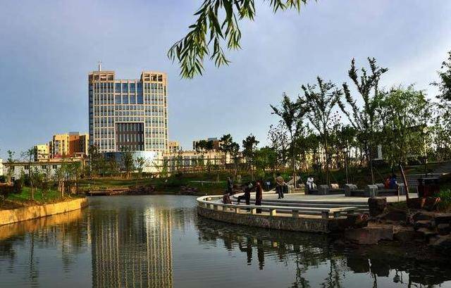 苏皖gdp_苏皖经济差距这么大有没有思想因素(2)