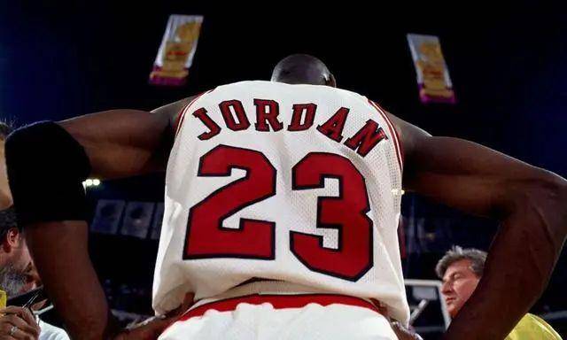 Michael Jordan，永远的篮球之神！_手机搜狐网