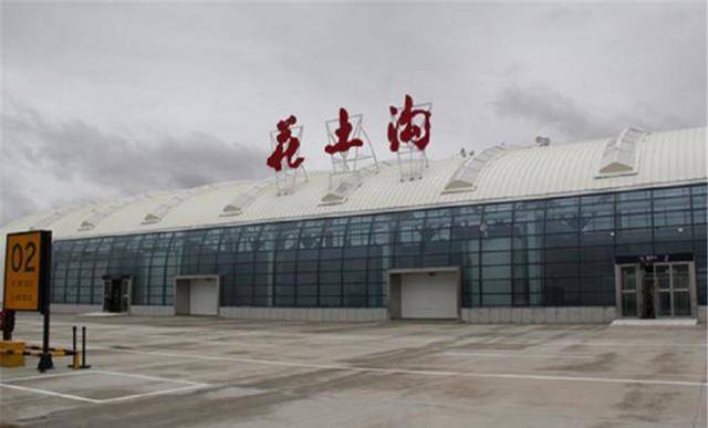 青海人口为什么少_青海各县人口分布图