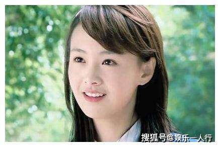 女星的十八岁,郑爽清纯,赵丽颖天生丽质,看到她,网友:太美了!