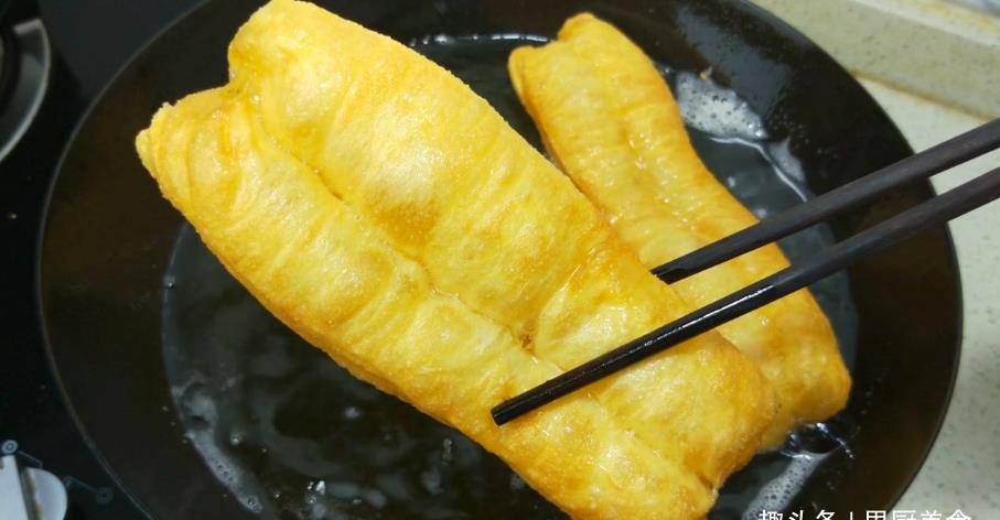 油条的做法和配方最好吃 bf80fbebd18f43e09abc9074aacb92fb.jpeg