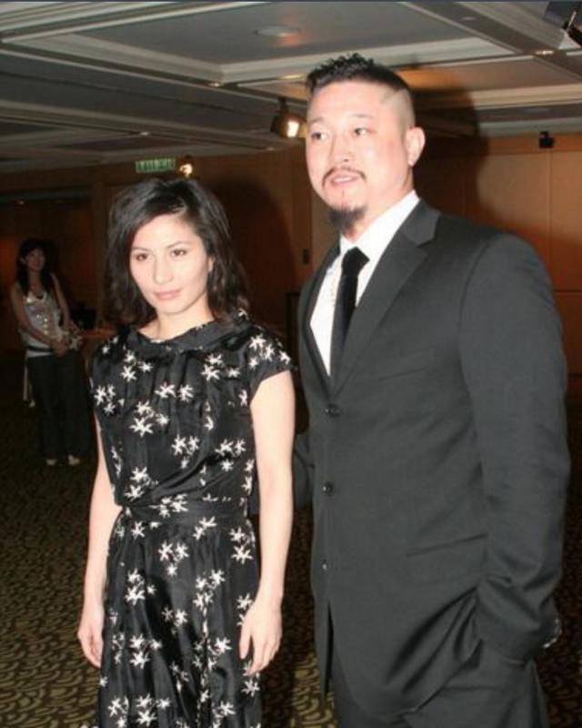 何超凤离婚第二春，何超莲心疼周扬青，赌王1