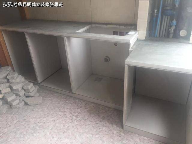 d518d6eb9c9341bcb12ff9141d8cb8ac.jpeg