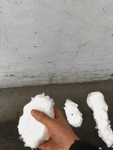 搞笑gif:妹子为了拍个好视频, 真是太忘我了