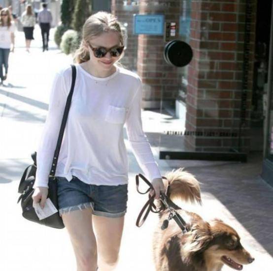 微胖女生穿衣需要避开的风格 c7d9d13631e342e59cf4b3b75cfc9627.jpeg