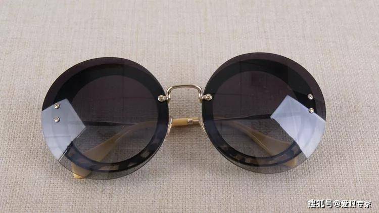 北京|Miu Miu缪缪眼镜介绍，及Miu Miu缪缪眼镜太阳镜的维修修理