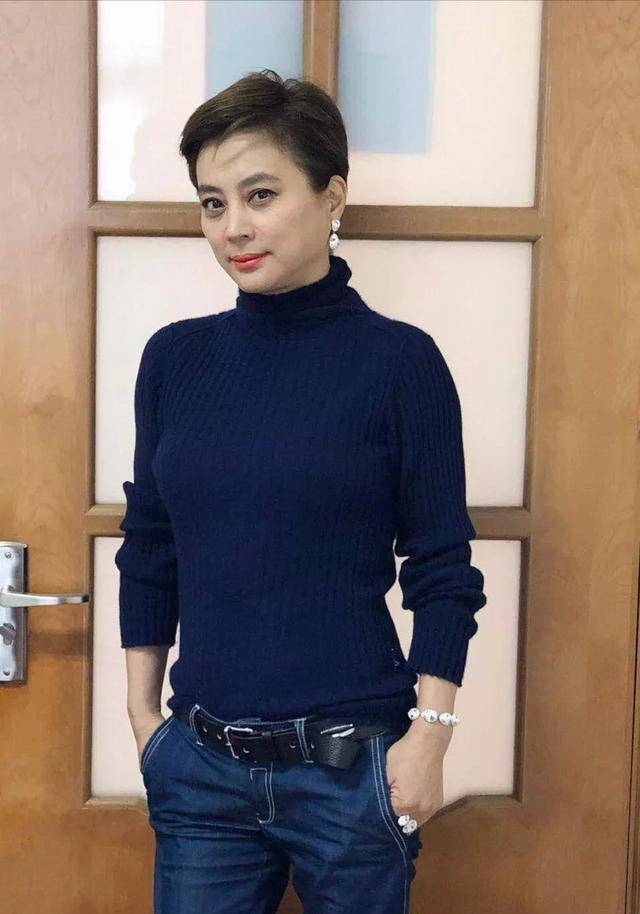 今日李玲玉:风光过后,和混血儿子的生活很特别_杰瑞
