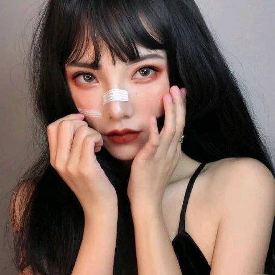 一组非常好看的欧美小姐姐头像!可以用来临摹参考练习