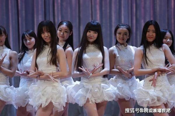 『清北』校名带“学院”，实力却“比肩”清北北京最“低调”的1所大学
