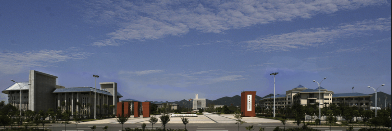 『大学』二本批次录取！赚了！这所“一本师范大学”只在全国四个省