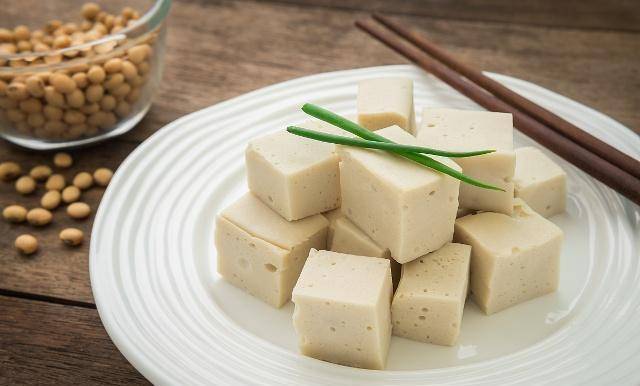 吃剩饭菜会致癌，吃酱油会变黑……你被这6条饮食谣言骗过吗？