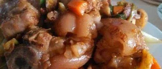 啤酒炖猪脚怎么做才好吃 d34b5ca0f47c441eac3fe29f9171df7a.jpeg