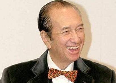 上午辟谣，下午去世，赌王何鸿燊走了！四房子