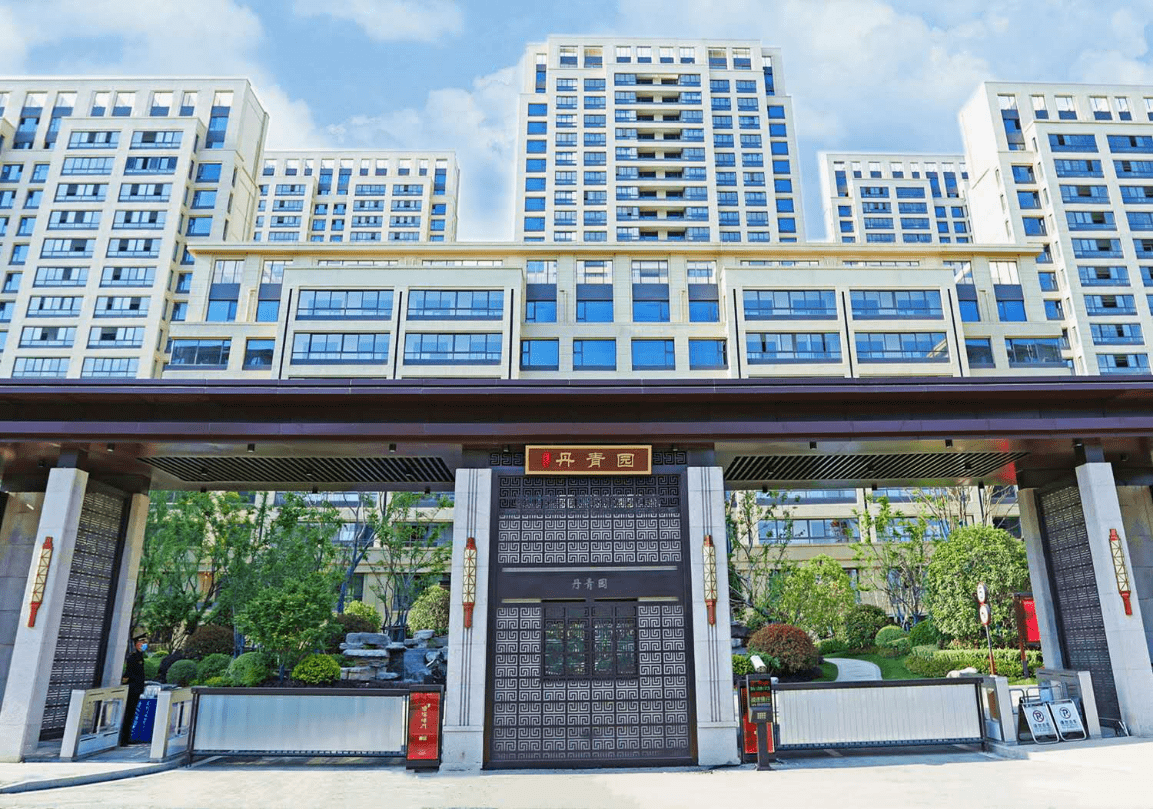 塘溪津门·丹青园于四月底迎来了一批交付,目前待售房产以150平以上的