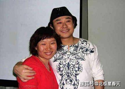 狠心杨娜:和刀郎奉子成婚,为何在生下女儿40天后一声不吭的离去