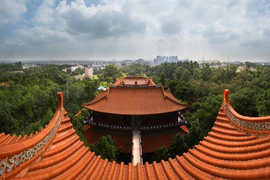 佛山原始森林藏着华南最大的孔圣园，最高建筑竟由赌王何鸿燊捐建