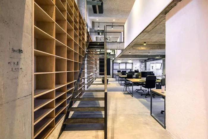 loft办公室效果图,50平方loft办公室装修 格调不一般的loft风格办公室装修设计_峥业装饰