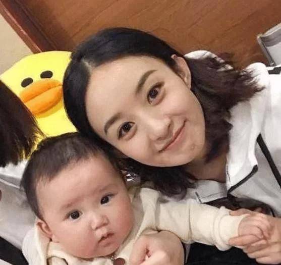 赵丽颖儿子名字曝光,比吴京孩子"吴所谓"都随意,看了让人笑喷