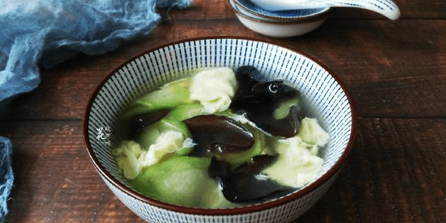 丝瓜配什么煮水喝好 6a41687c8b0f4bc9a5b5e484d1e4287d.png