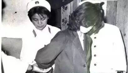 马燕秦案1983年时,西安妇女马燕秦42岁,离异有二女,已从西安民生餐厅