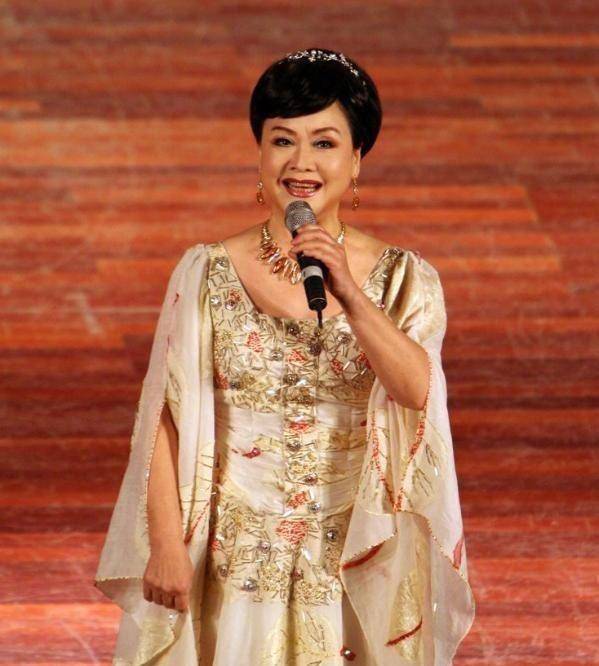 李谷一丈夫去世，曾是妻子歌迷，从女儿名字能