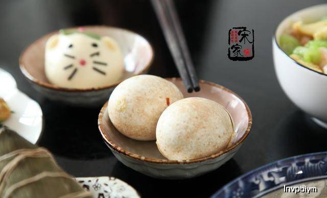 怎么腌咸鸡蛋不太咸还流油 858ac5031336434797898fe87aafb4eb.jpeg