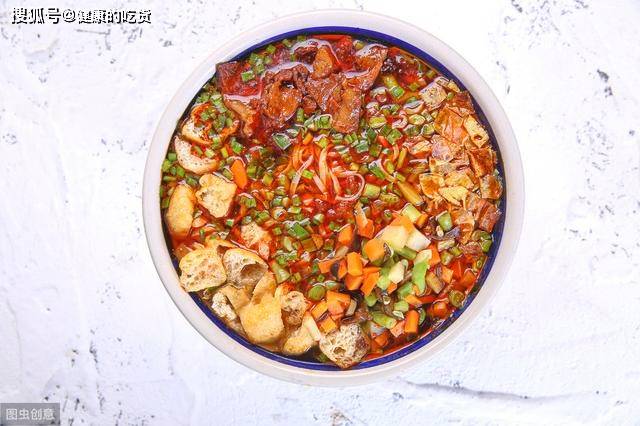 酸辣汤的家常做法简单视频 5d87e0f0114e422eafbaf229f1349563.jpeg