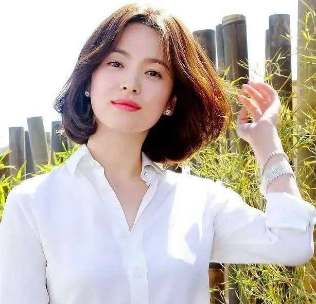 什么样的女人是顶级美貌 e0b83dcfd0ac4571a87a3036d8515a80.jpeg