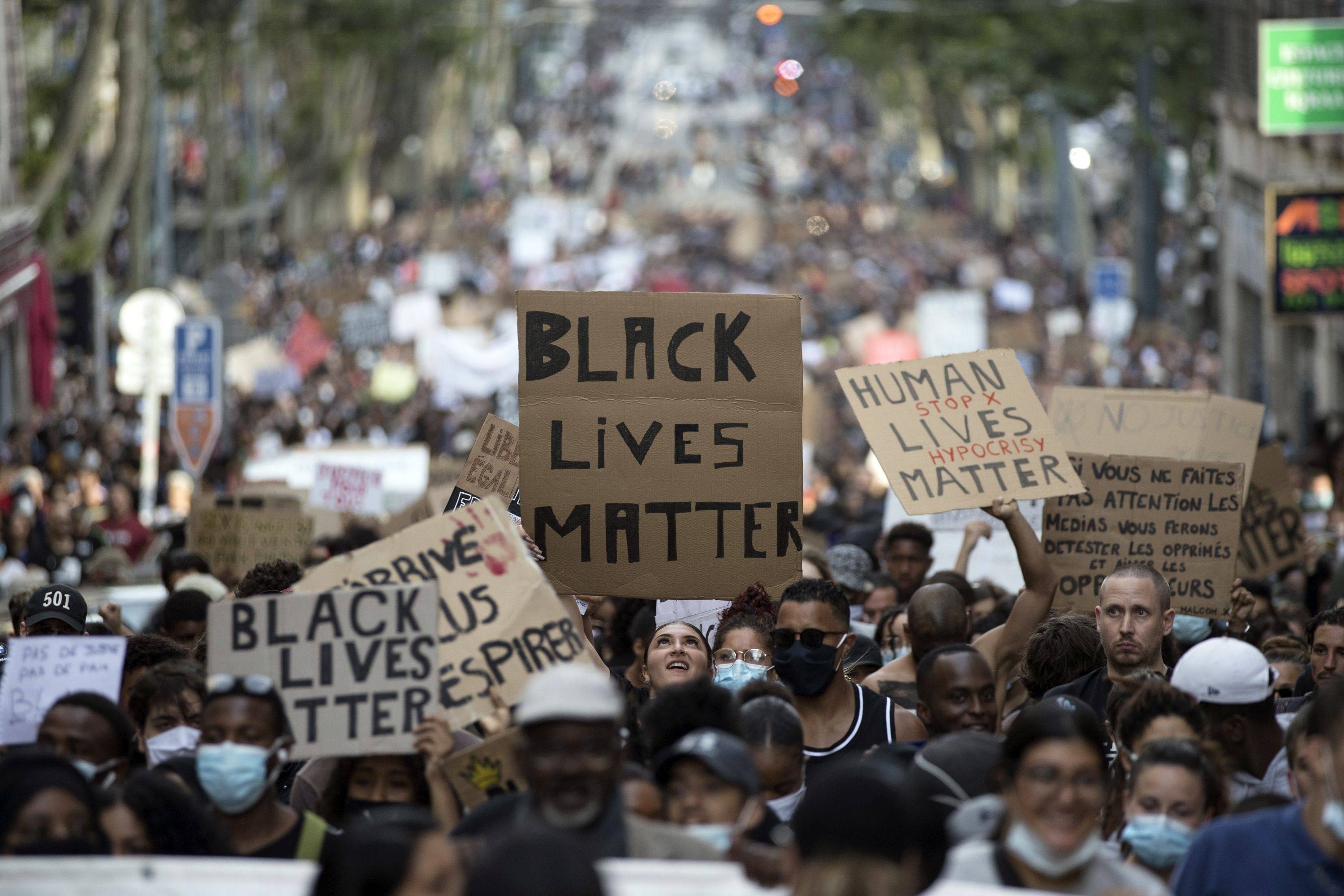 Combing through 41 million tweets to show how #BlackLivesMatter ...