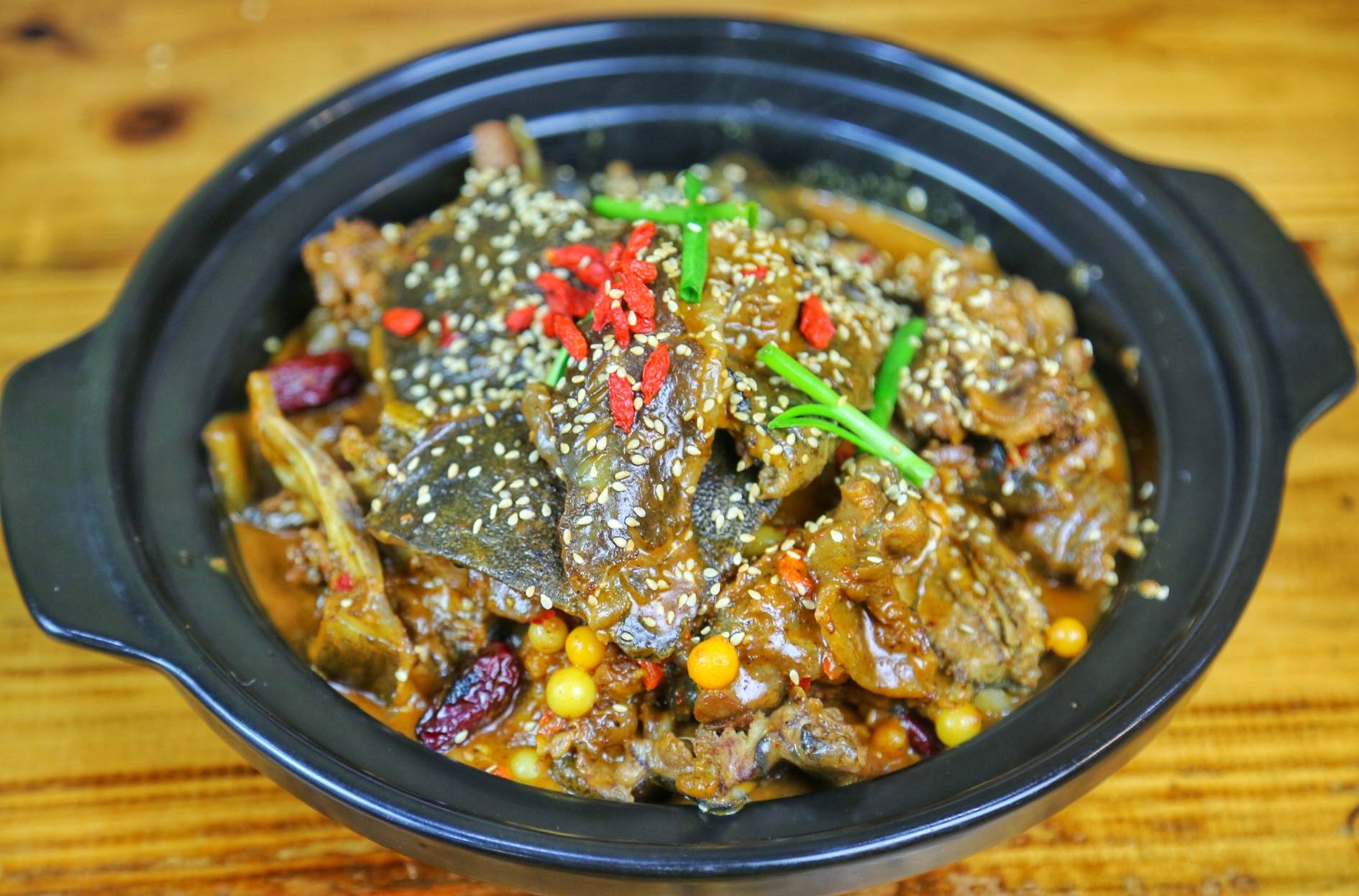 疫情归来,九品甲不止于三“锅”演义,还有甲鱼汤!-最美食