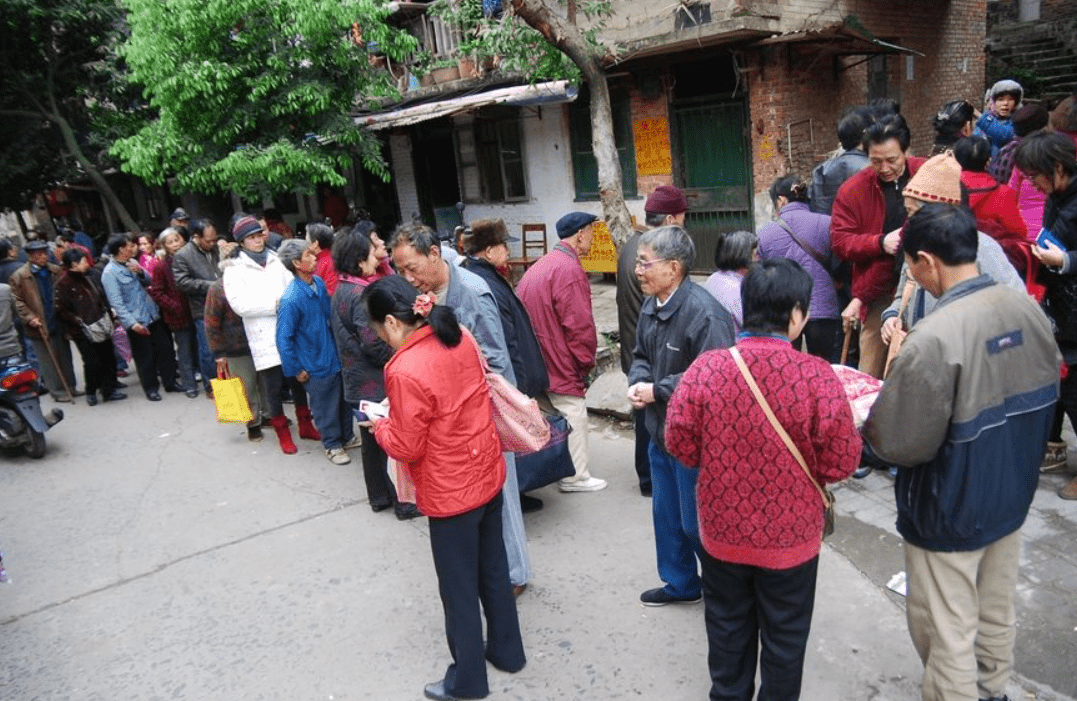好消息：2020年农民养老金上调政策将在7月底落实，总增加多少钱？
