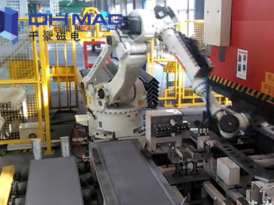 加装电永磁铁将成为工业自动化机器人的改进趋势