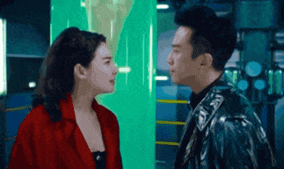 首播破亿,出场即圈粉,这些姑奶奶真狠!
