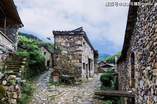 中国最美古村落,"仙居"岩下石头村,是浙江古村的门面!