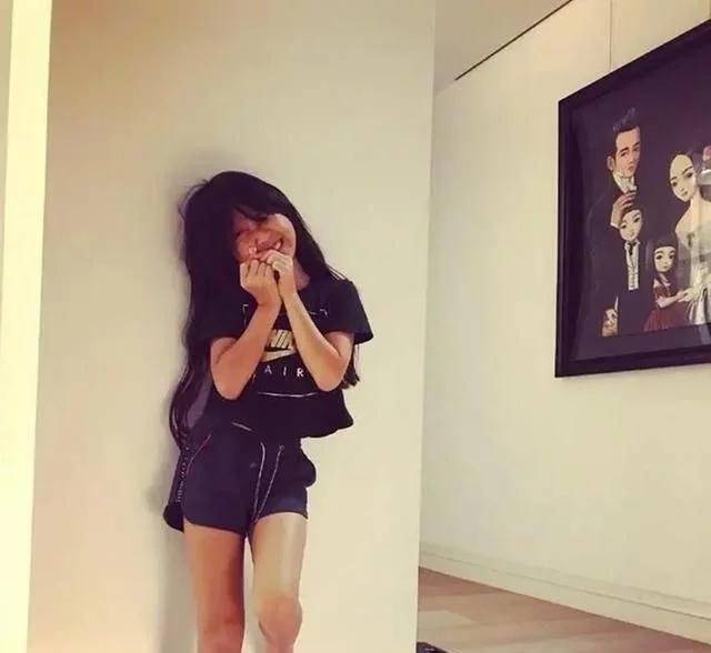 Grace|10岁的她，如今漂亮得不敢认曹格女儿“姐姐”真的变成大姐姐
