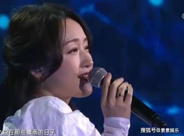 618晚会看点多：宋小宝不受灯光影响，杨钰莹状