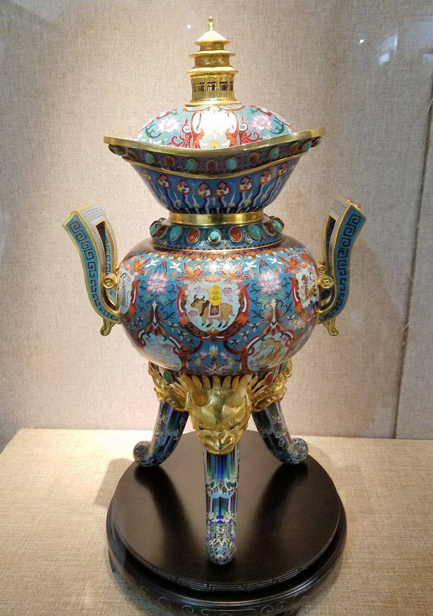 宝鼎|张同禄景泰蓝鼎盛中华十二生肖宝鼎