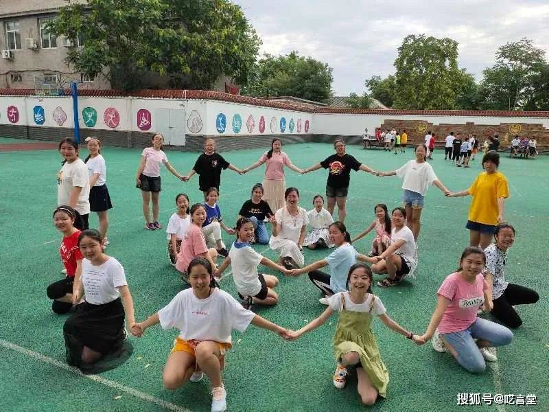 疫情期间来自河北小学生的毕业照