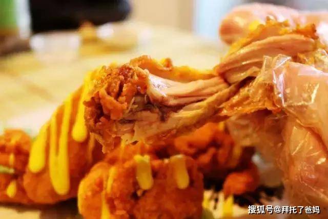 胡须|医生：这些食物不要再给孩子吃了，家长别心大15岁女孩长出胡须