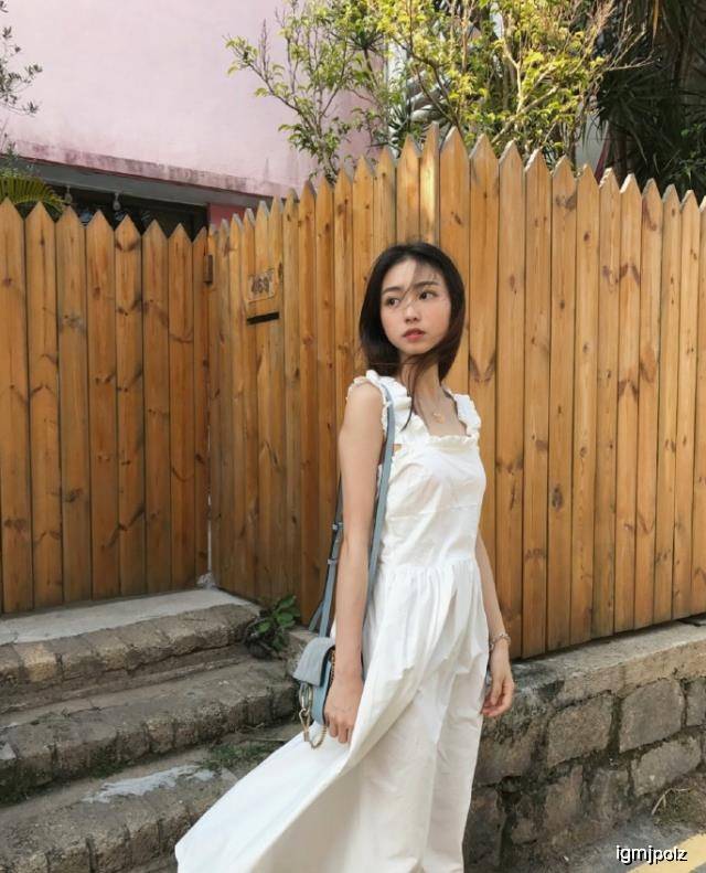 原创满足女生拍照需要,这12个拍照姿势,分分钟拍出美女大片