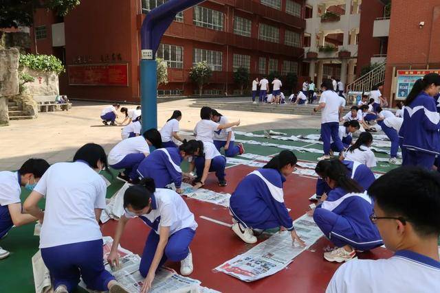 金榜题名|金榜题名季 | 轻松一夏，自信“应战”第四中学凤凰花开时