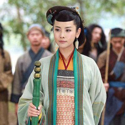 黄蓉：从浪漫美少女到庸俗中年妇女，贾宝玉一句话完美概括