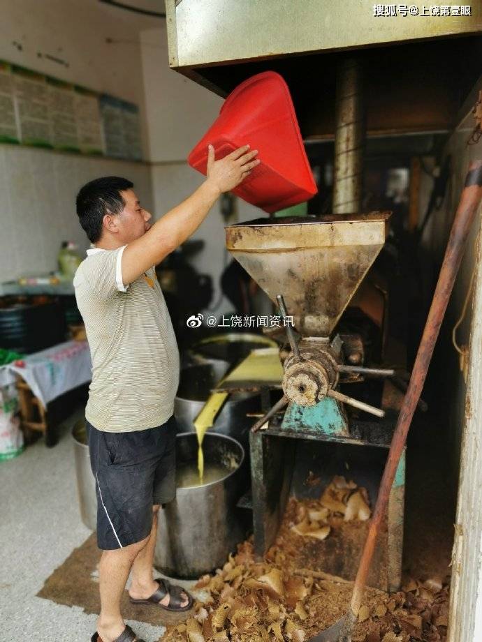 颅骨|上饶吕来清:交通事故致颅骨破碎花16万 开榨油店供两个儿子读书七年未修补