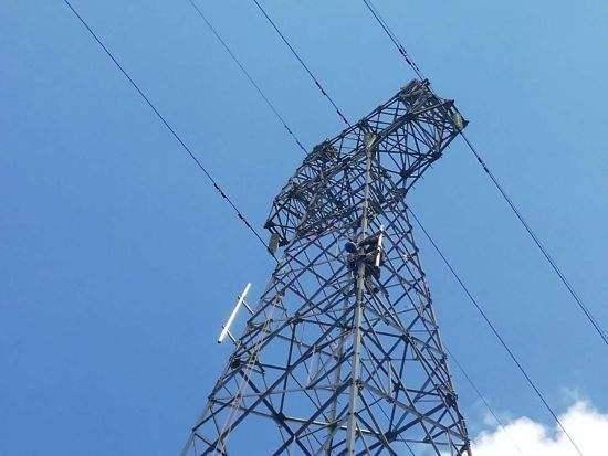 天线安装架 02f3de7ae3fa4b1ba94e8ed49c09329b.jpeg