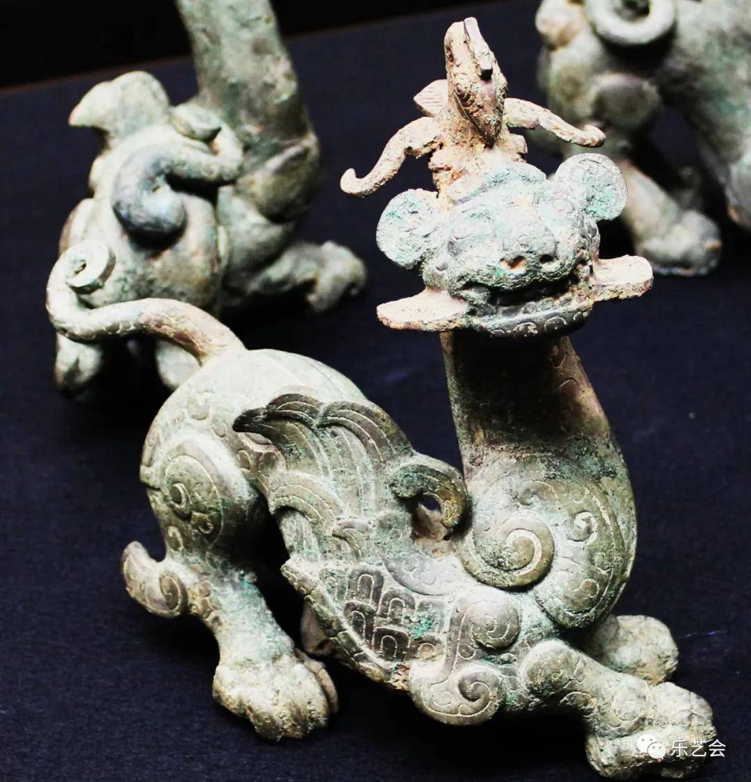 有翼神兽与蛙蛇文盘:钧魂分享东京泉屋博古馆中国青铜器珍品之六