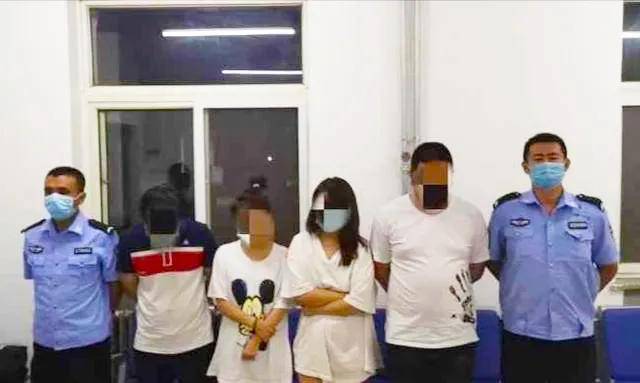 目前,四名违法嫌疑人已被三河市公安局依法行政处罚.