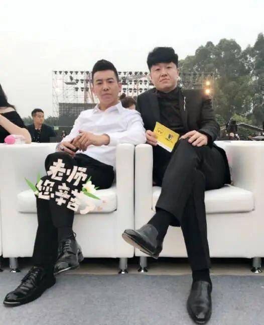 原创大佛说他很难火,舞帝二蛋公会赛表现突出,去师父直播间待遇好了